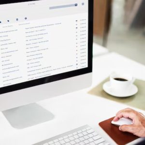 Caixa de entrada de e-mail em uma interface online